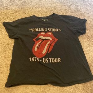 Rolling Stones Graphic Tee fits like a L/XL